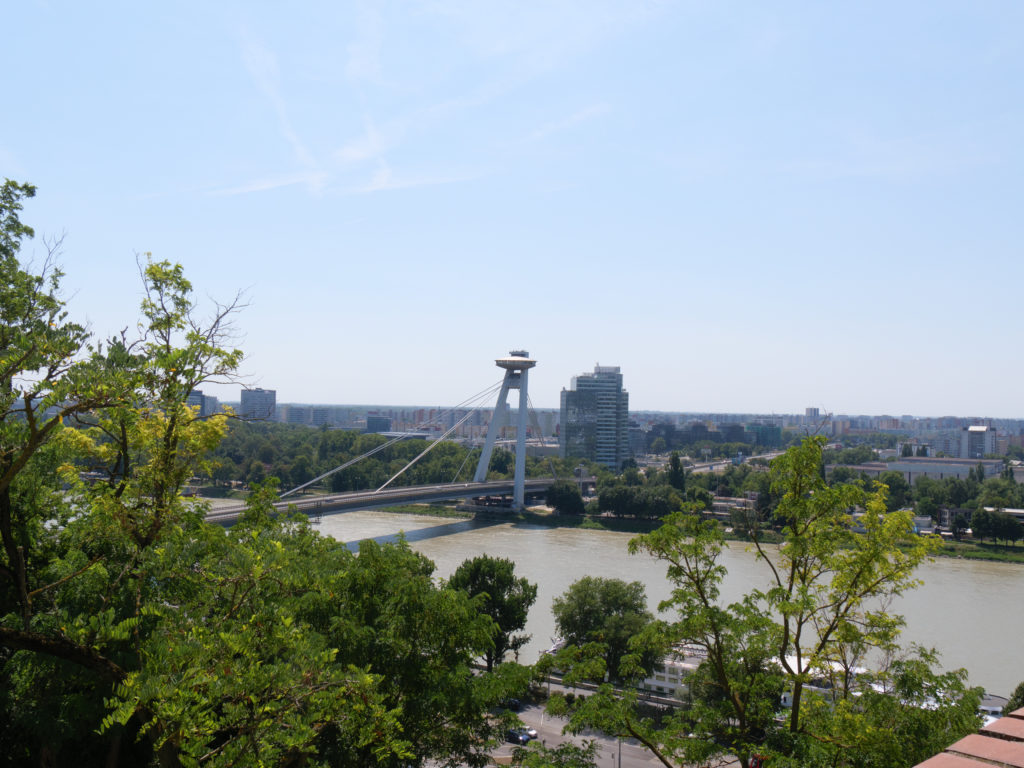 Le Danube vu château de Bratislava