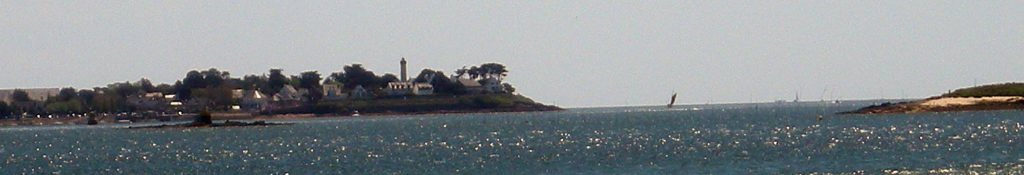 Le Grégan et l'entrée du Golfe du Morbihan.